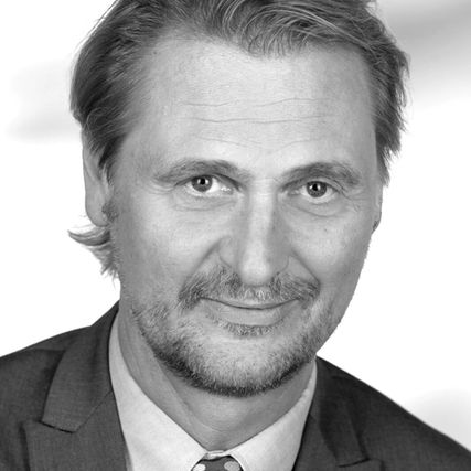 Dr. Georg Psota