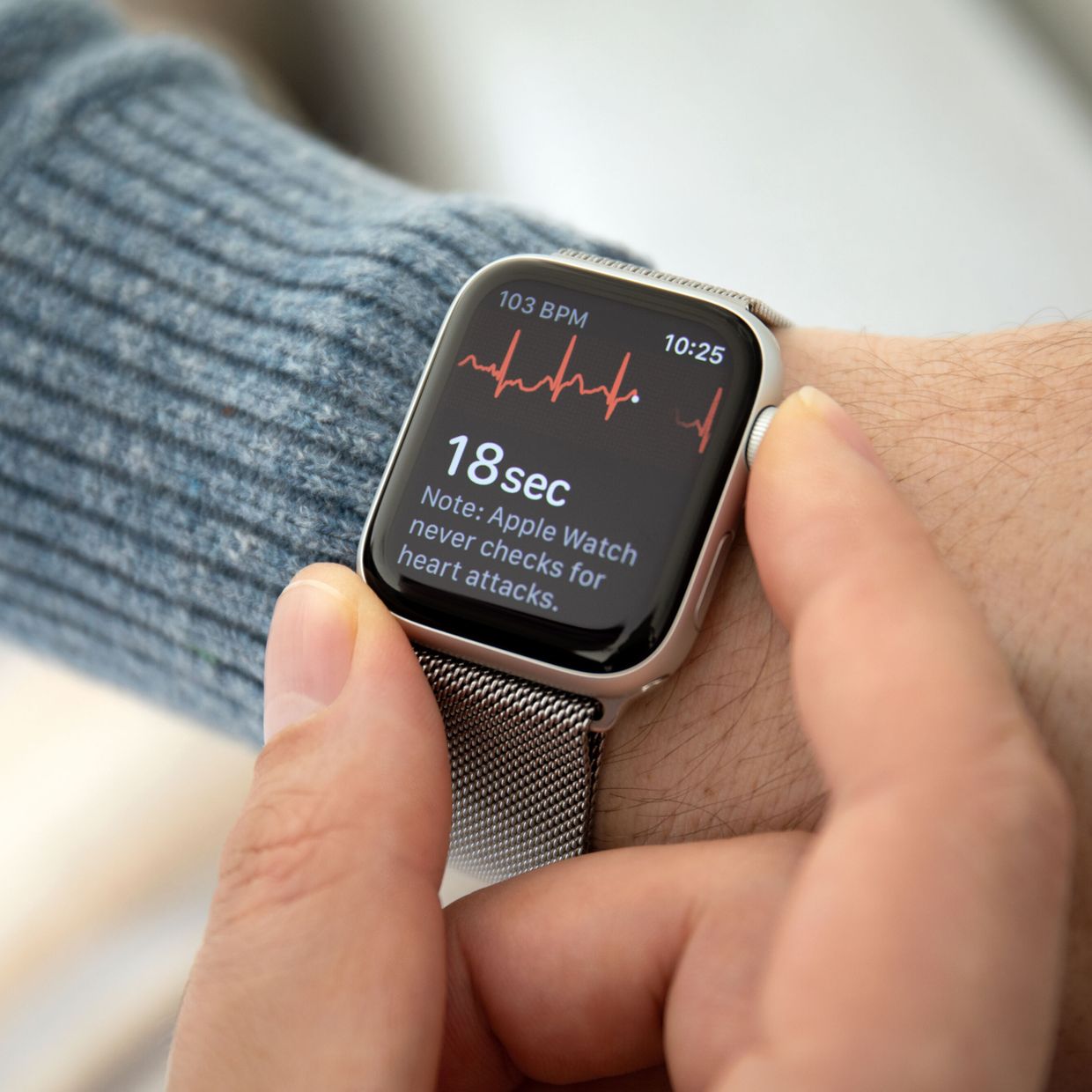 Apple watch 3 ecg cheap