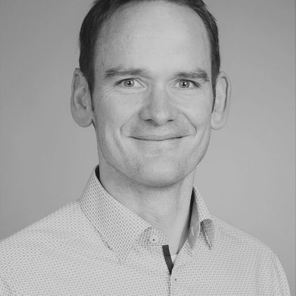 Dr. Tilman Kühl Dr. Tilman Kühl